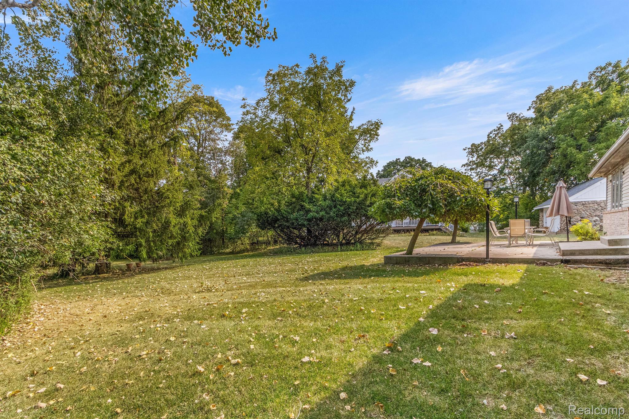 26114 Steele Road Farmington, MI 48331 - Photo 38 of 45 Gallery Image 38