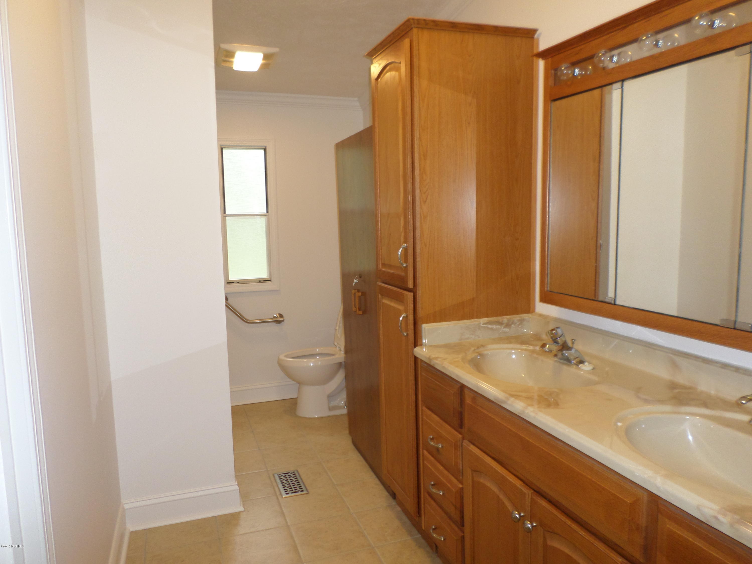 132 Roberts Road Hampstead, NC 28443 - Photo 21 of 37 SAM_1375