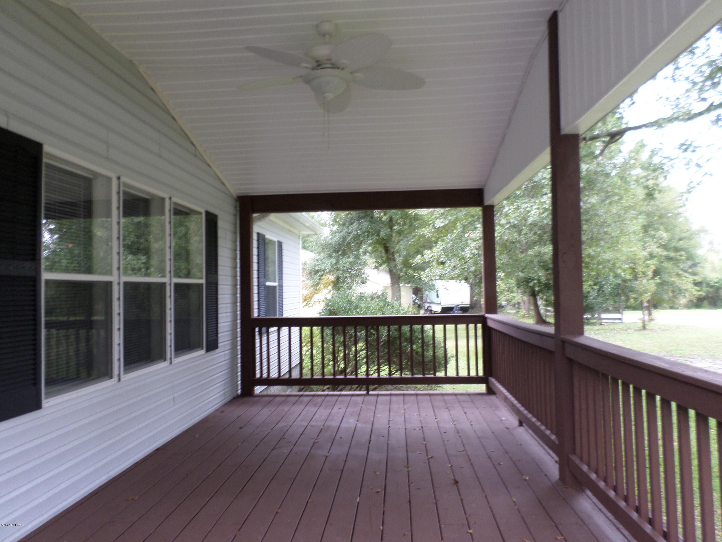 132 Roberts Road Hampstead, NC 28443 - Photo 6 of 37 SAM_1353