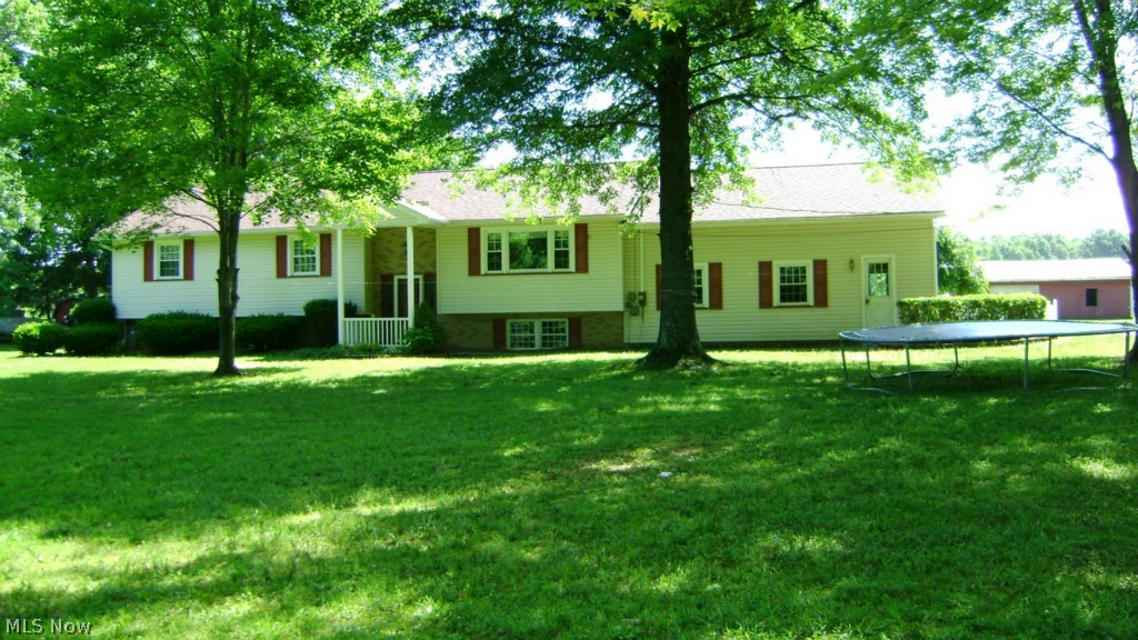 6982 Shaffer Road Northwest Warren, OH 44481 - Photo 1 of 16 Gallery Image 1