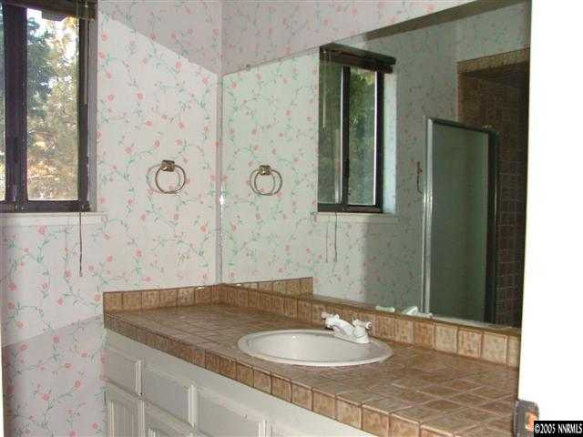 175 East Laramie Drive Reno, NV 89521 - Photo 4 of 6 Photo 4