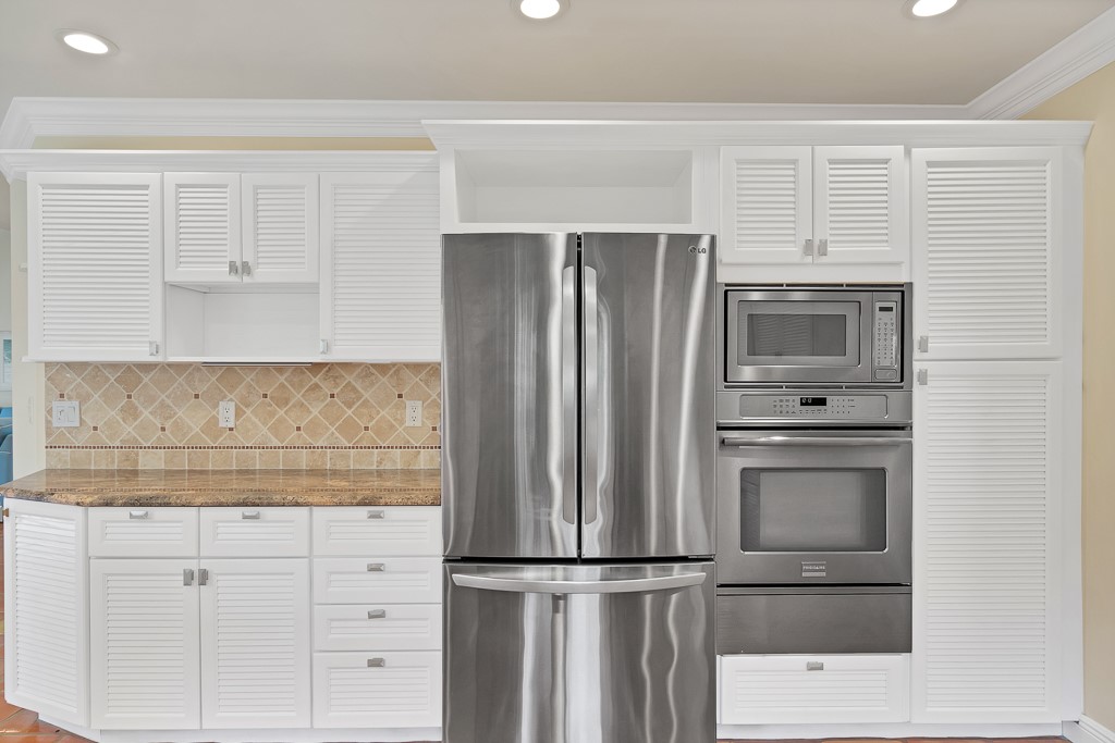 2066 Windward Way Vero Beach, FL 32963 - Photo 12 of 33