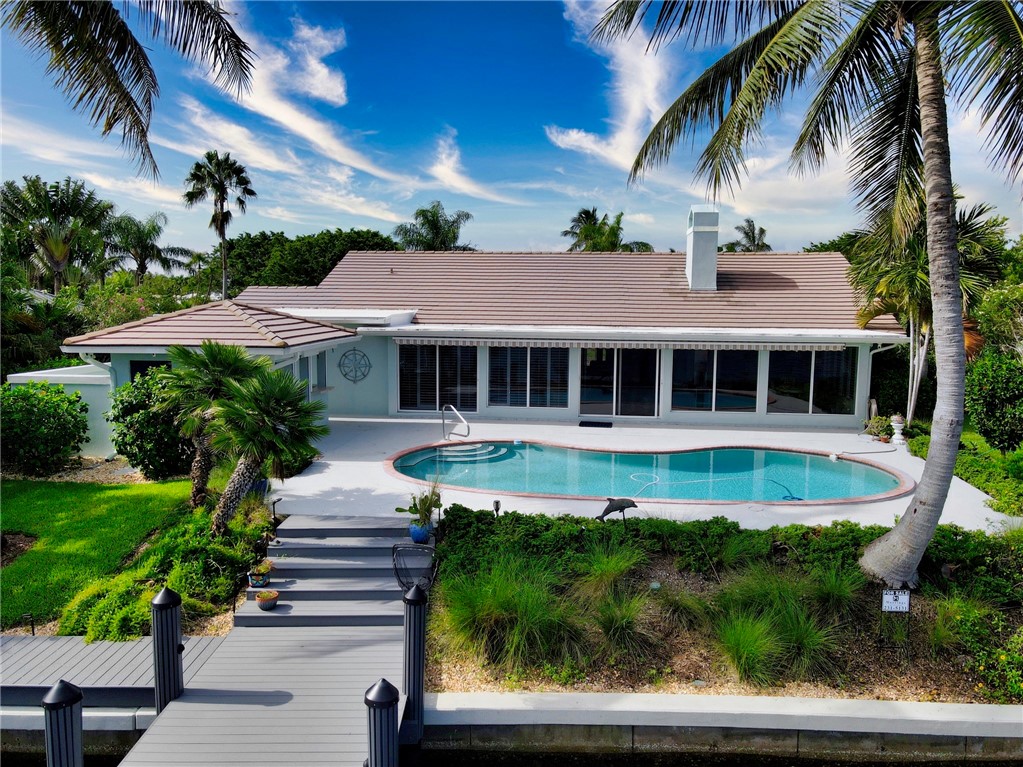 2066 Windward Way Vero Beach, FL 32963 - Photo 5 of 33