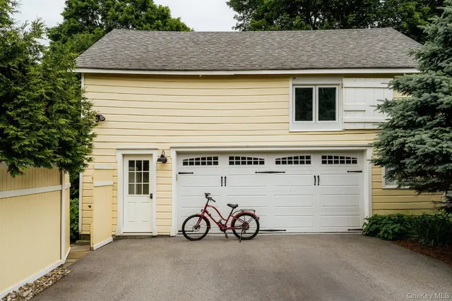 $1,495,000 | 38 Chestnut Street, Rhinebeck, NY 12572