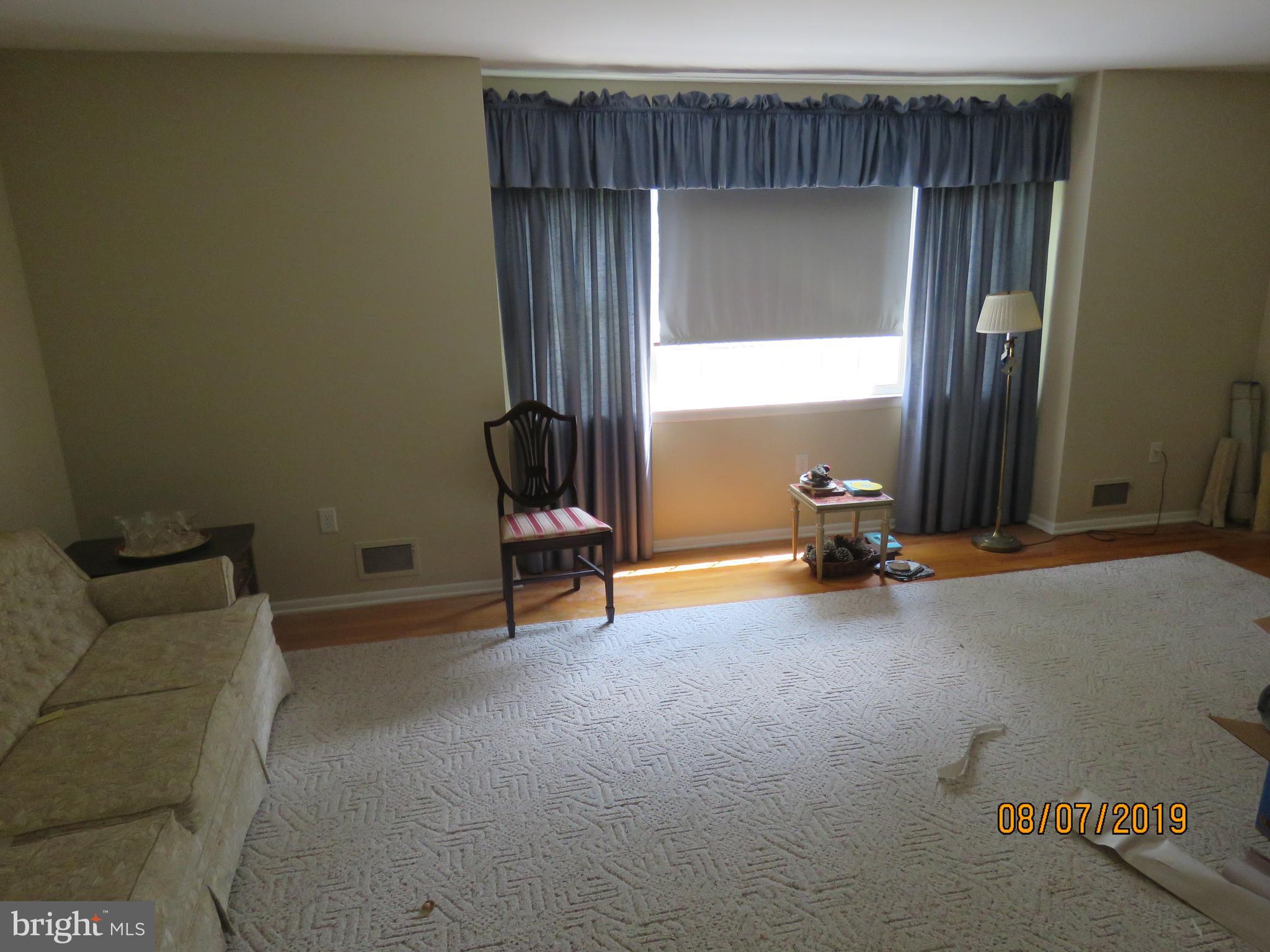 287 Forrest Road Yardley, PA 19067 - Photo 3 of 9 Living Room