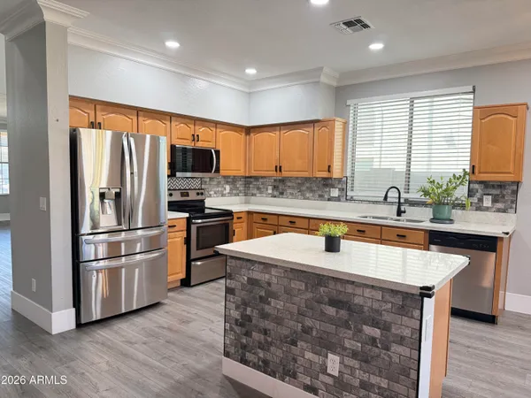 $579,999 | 3204 West Lynne Avenue, Phoenix, AZ 85041