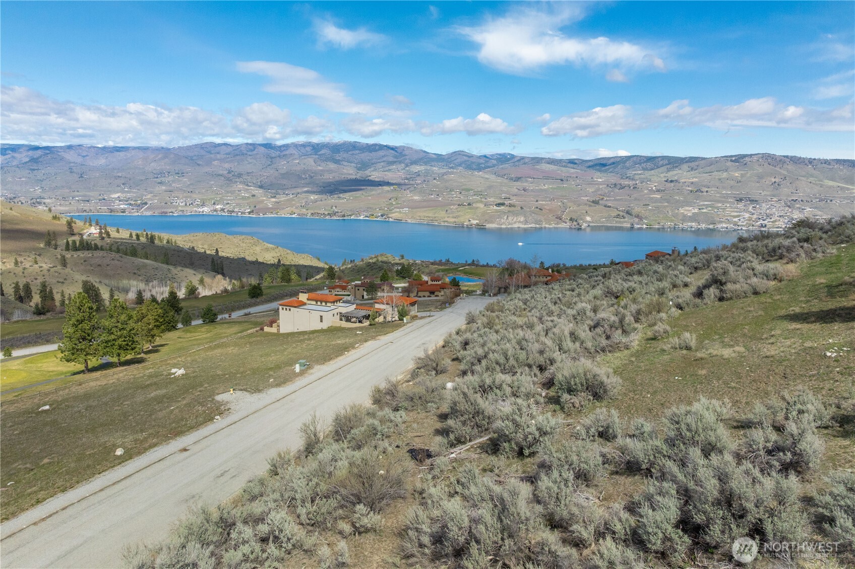 57 Sabio Way Chelan, WA 98816 - Photo 10 of 12