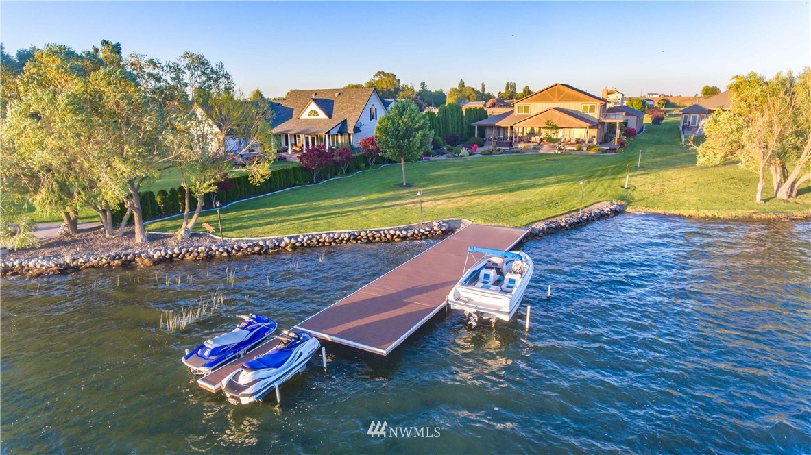 2874 Wild Goose Road Northeast Moses Lake, WA 98837 - Photo 1 of 10 Gallery Image 1