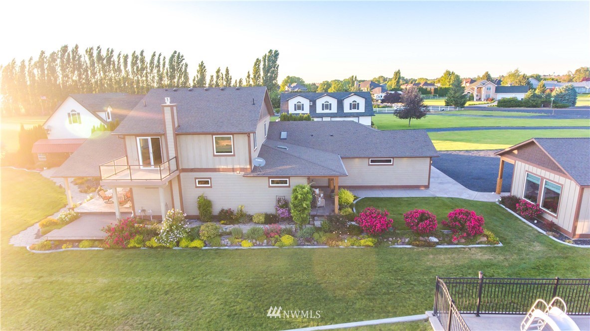 2874 Wild Goose Road Northeast Moses Lake, WA 98837 - Photo 4 of 10 Gallery Image 4