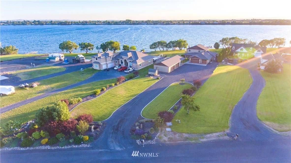 2874 Wild Goose Road Northeast Moses Lake, WA 98837 - Photo 8 of 10 Gallery Image 8