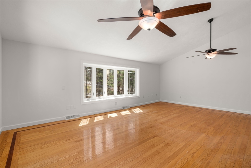 44 Connolly Road Billerica, MA 01821 - Photo 14 of 39