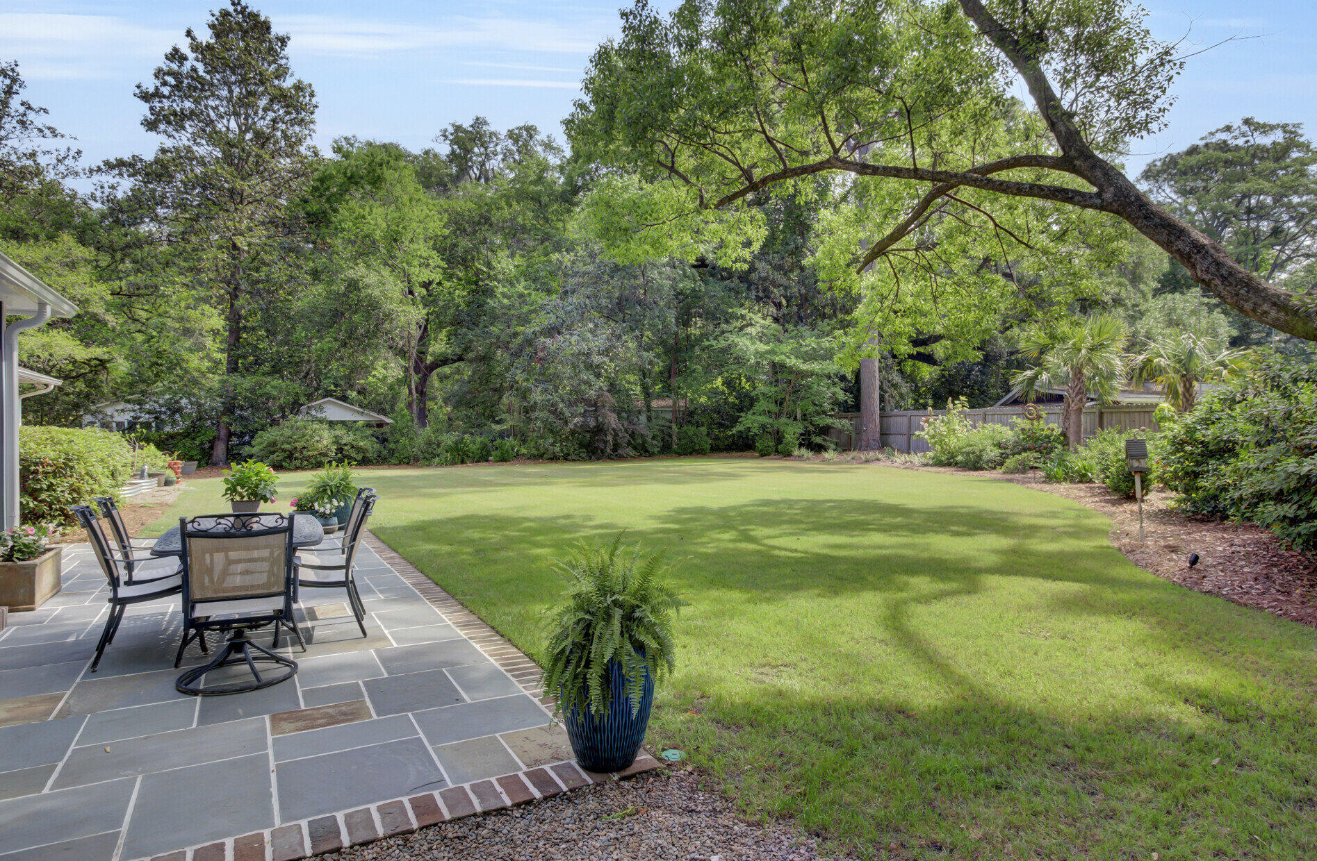 103 Halcyon Road Summerville, SC 29483 - Photo 31 of 59 030_49_49_mls