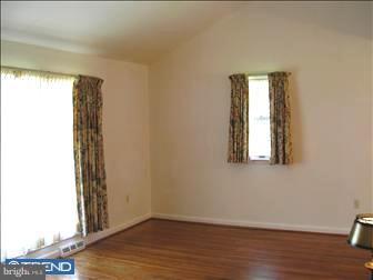 1489 Stuckert Road Warrington, PA 18976 - Photo 5 of 6 Living Room