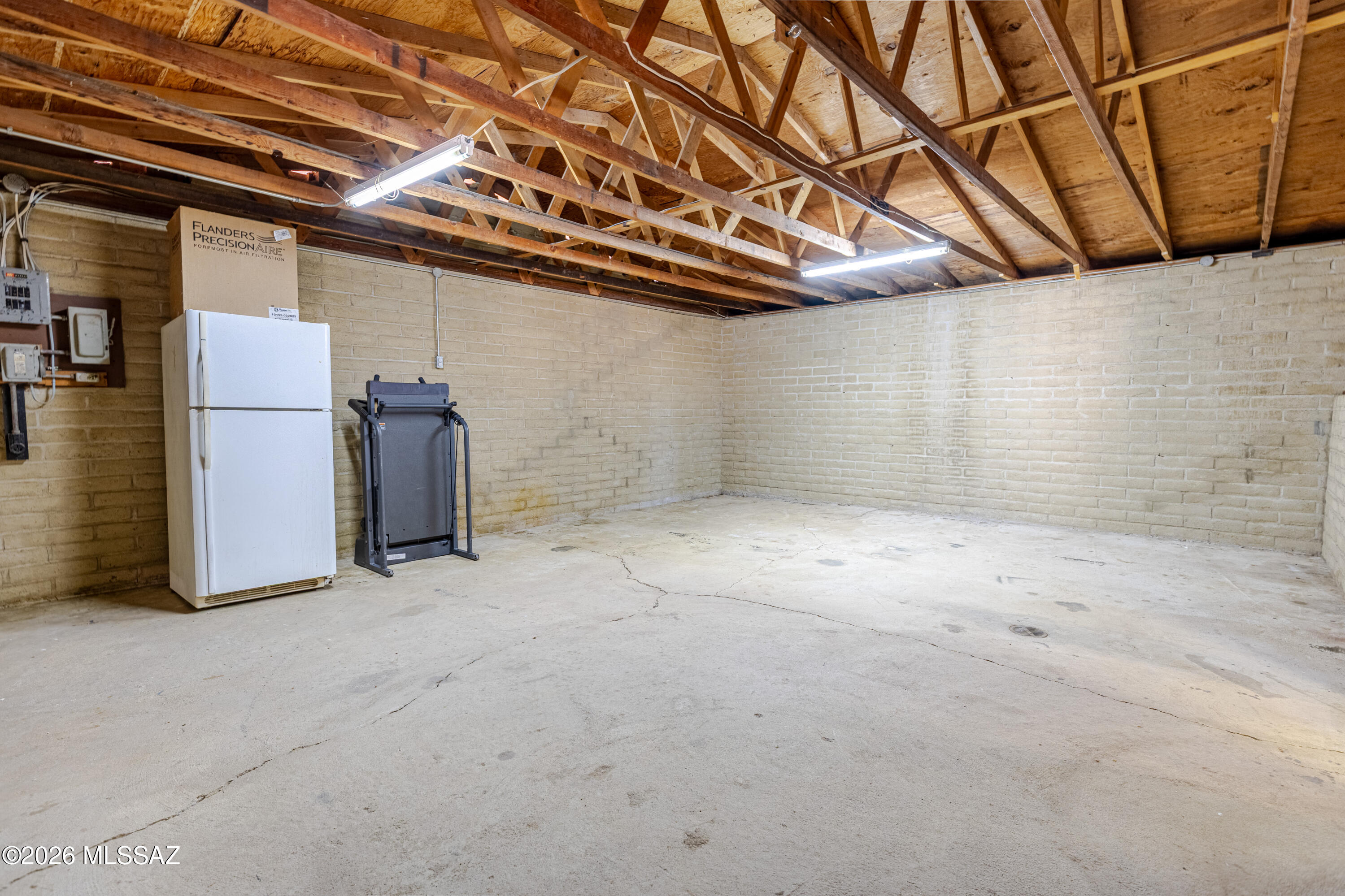 1551 North Sandario Road Tucson, AZ 85743 - Photo 35 of 39