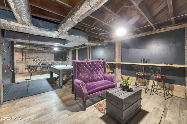 $375,000 | 1262 Hollywood Drive, Jackson, TN 38301