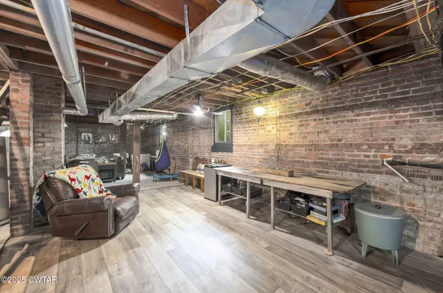 $375,000 | 1262 Hollywood Drive, Jackson, TN 38301