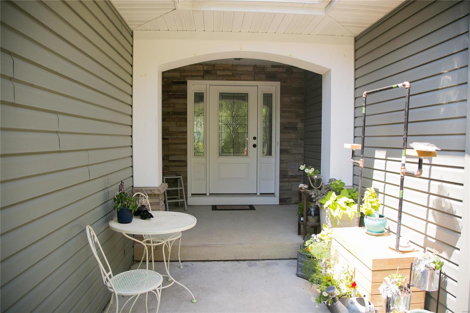 8101 Lost Bridge Road Bethalto, IL 62010 - Photo 4 of 42