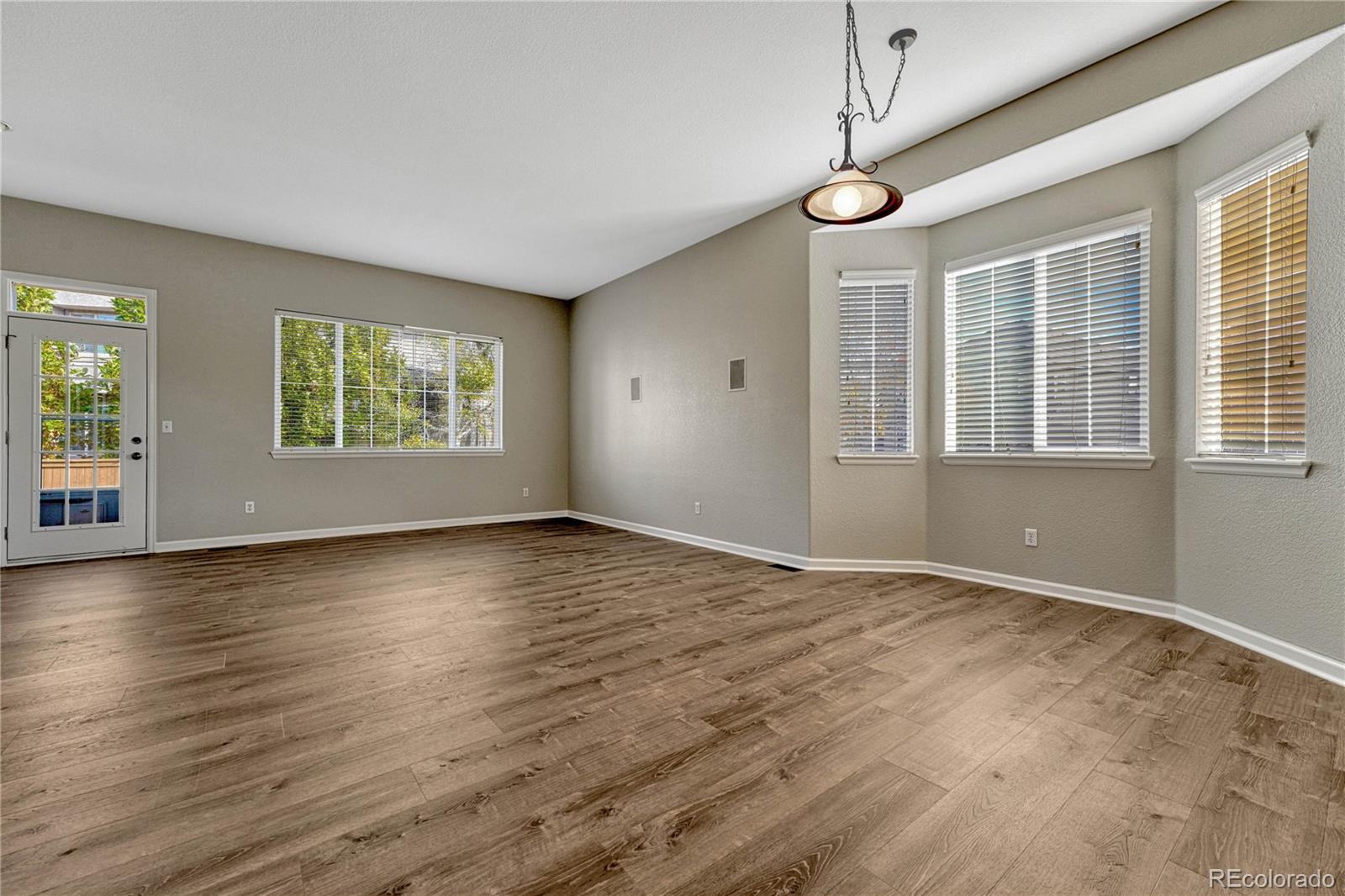 10655 Wynspire Road Highlands Ranch, CO 80130 - Photo 12 of 37