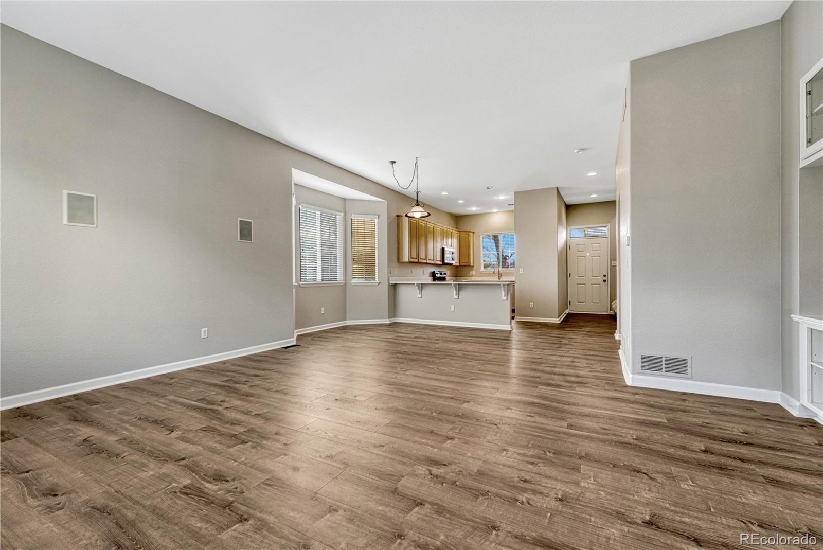 10655 Wynspire Road Highlands Ranch, CO 80130 - Photo 15 of 37