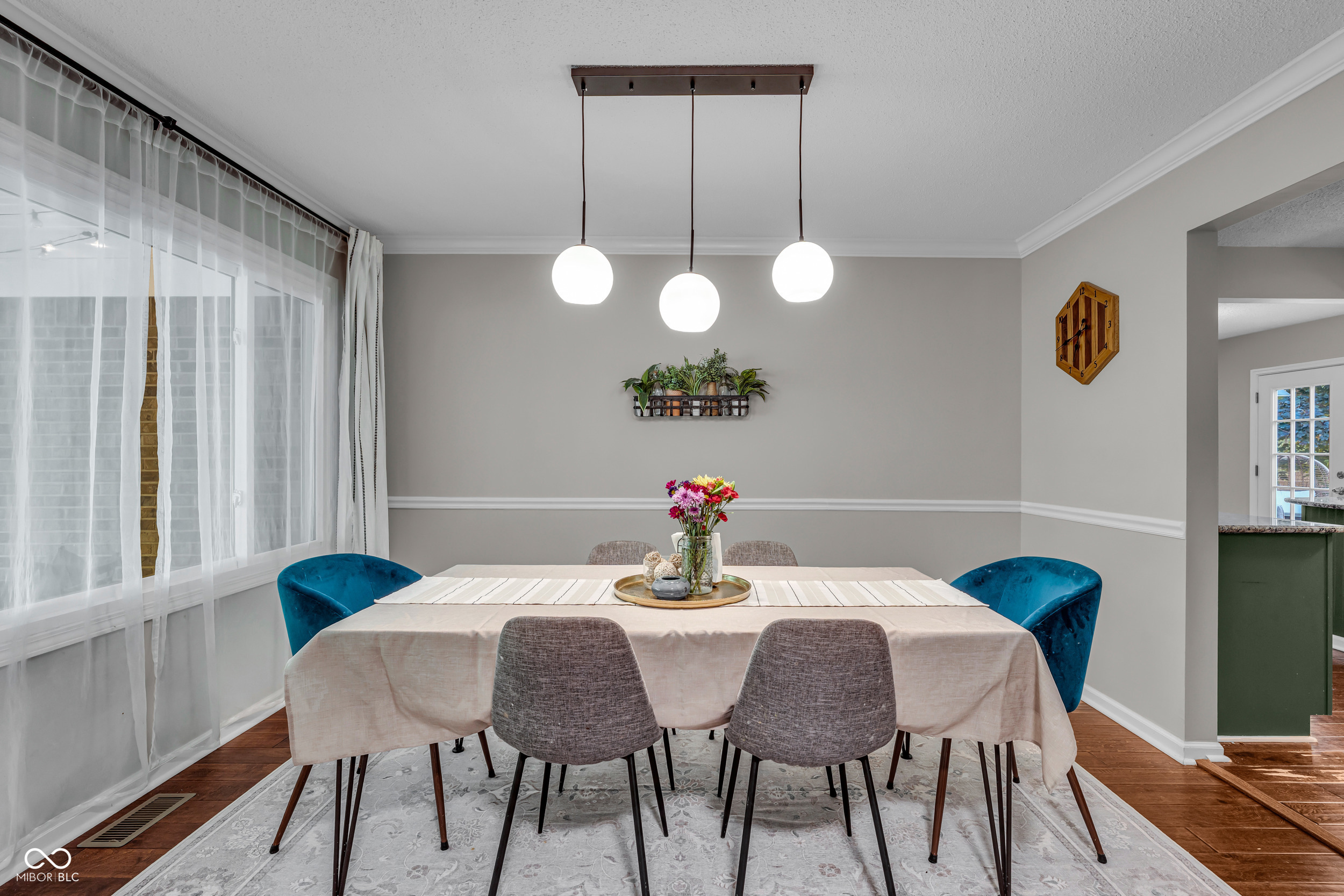 7806 Hoover Road Indianapolis, IN 46260 - Photo 11 of 38 Gallery Image 11