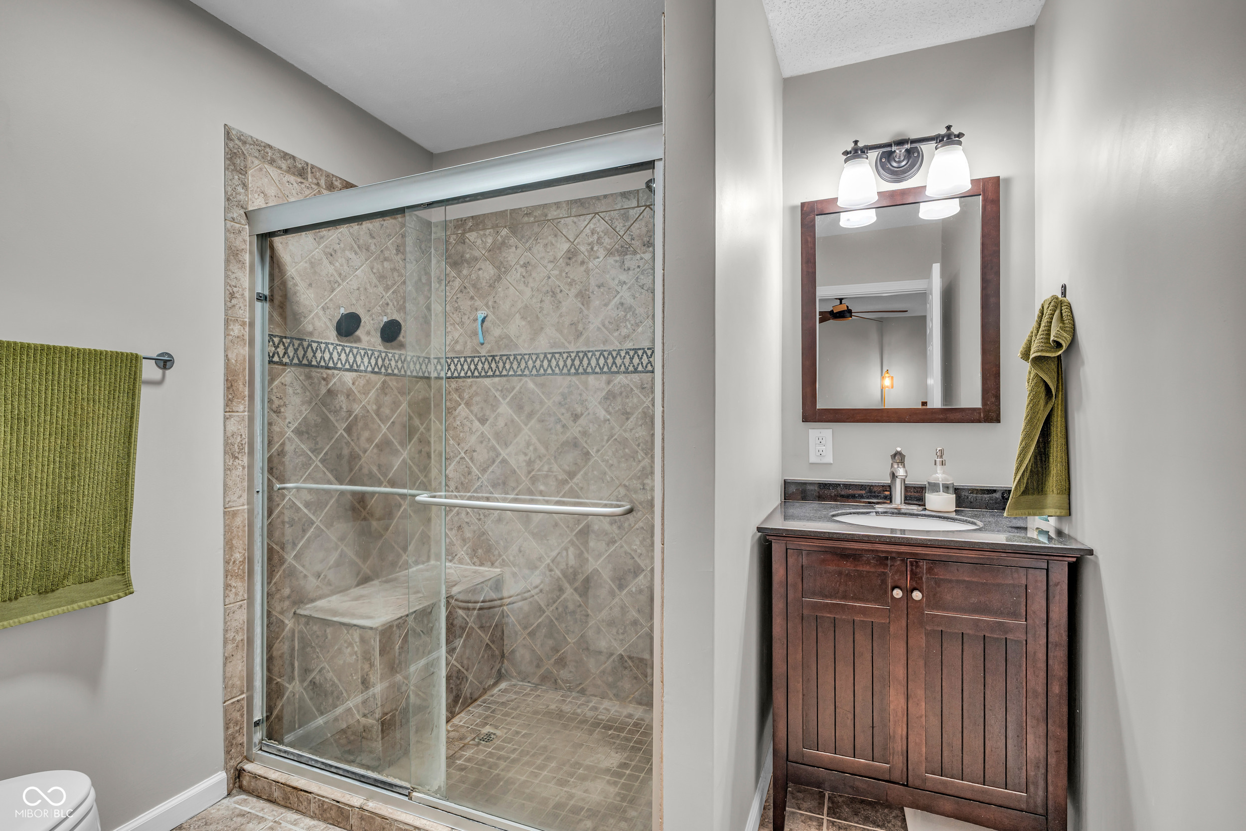 7806 Hoover Road Indianapolis, IN 46260 - Photo 15 of 38 Gallery Image 15