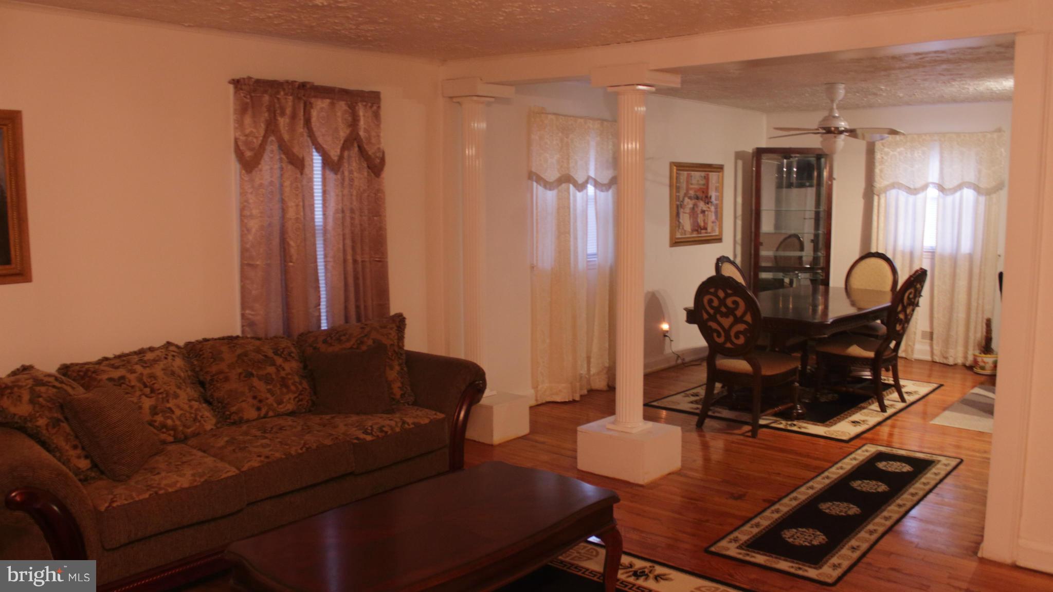 1528 Kirkwood Road Baltimore, MD 21207 - Photo 3 of 16 Family Room