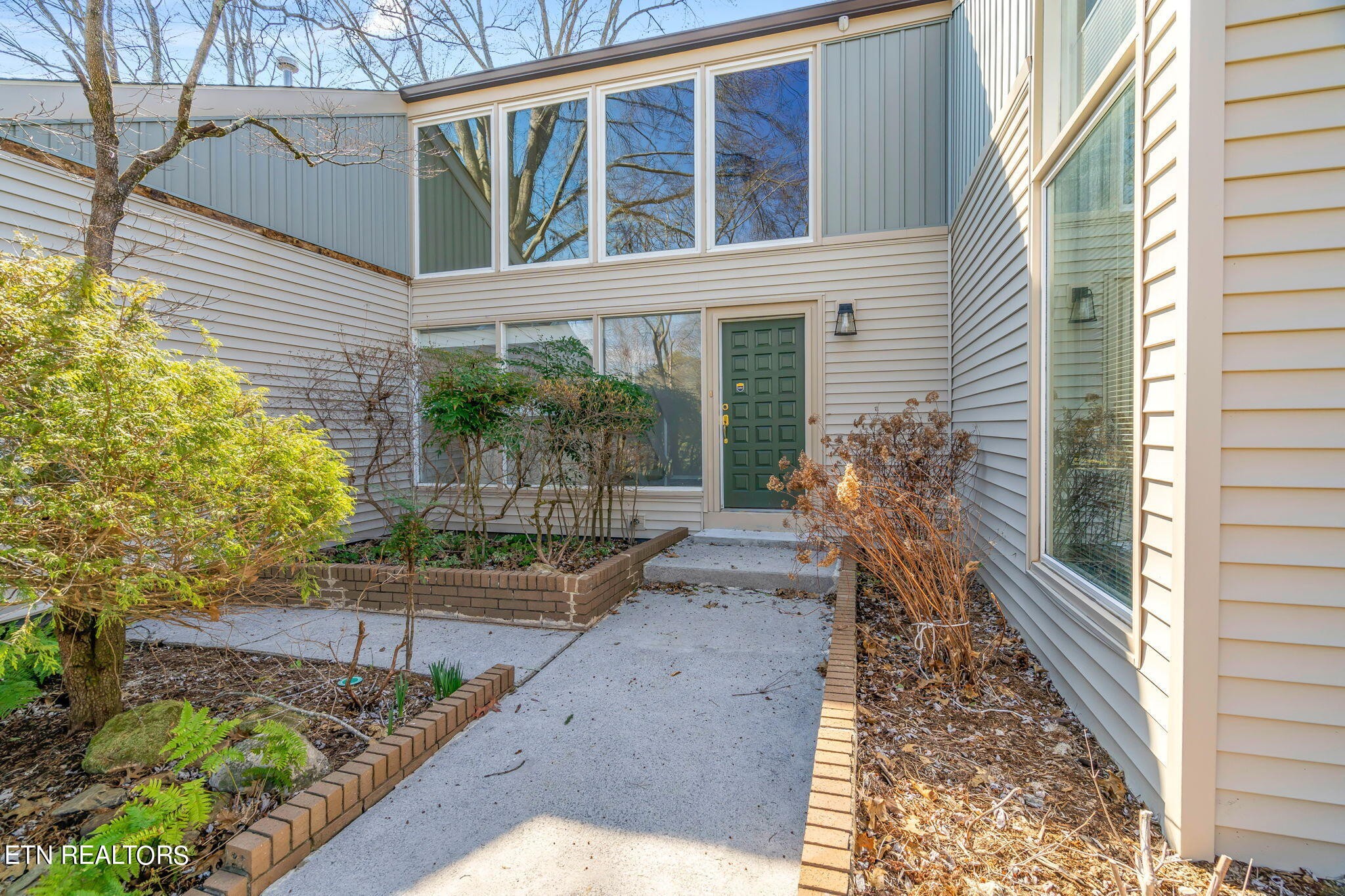 403 Orchard Knob Road Clinton, TN 37716 - Photo 6 of 42 Gallery Image 6