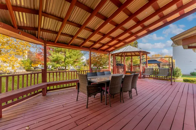a view of a house with a big yard