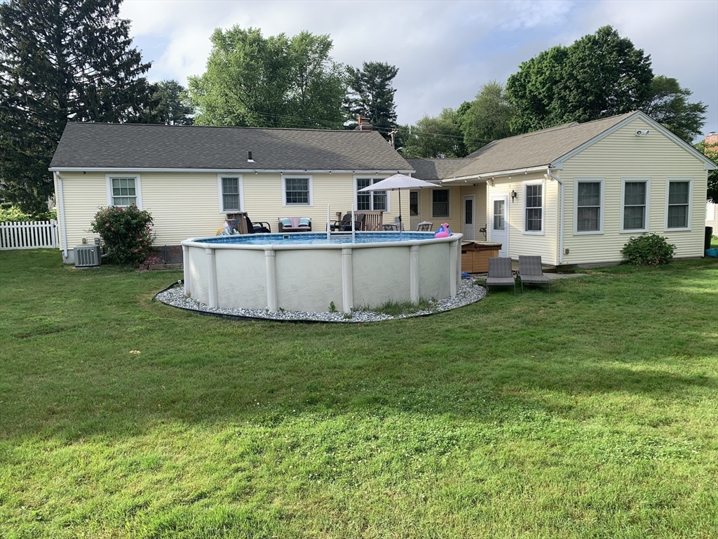 172 Maple Street East Longmeadow, MA 01028 - Photo 29 of 35 a front view of a house with a garden and yard
