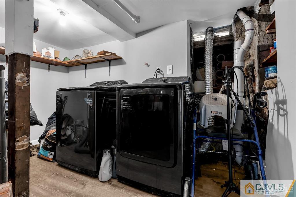 7 Downing Street Newark, NJ 07105 - Photo 17 of 18 a view of a room with gym equipment