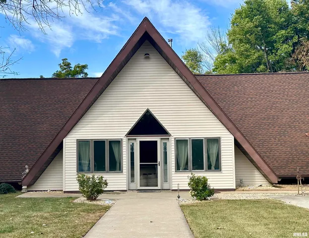 $285,000 | 1640 Old Highway 67, Chapin, IL 62628