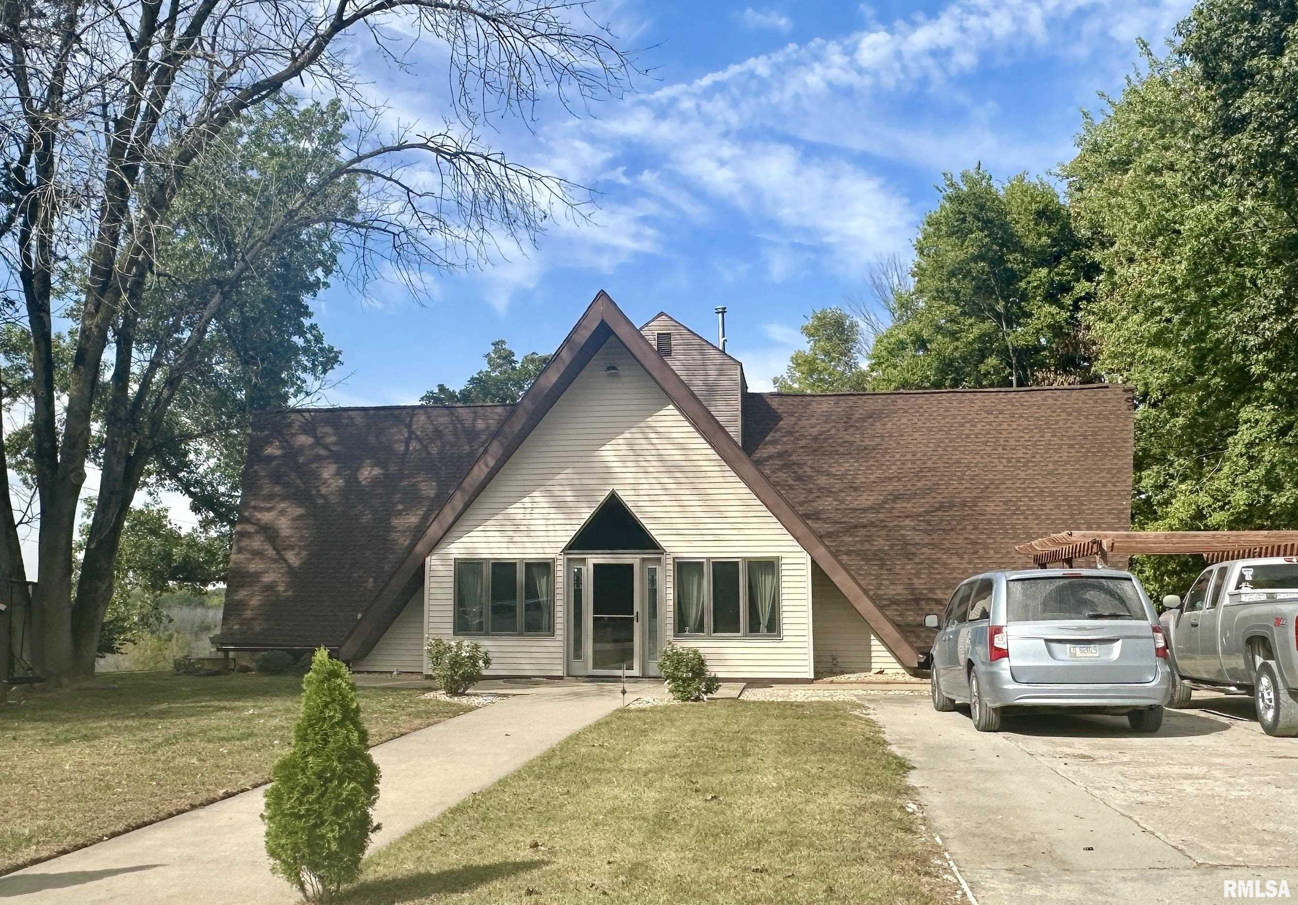 1640 Old Highway 67 Chapin, IL 62628 - Photo 2 of 82