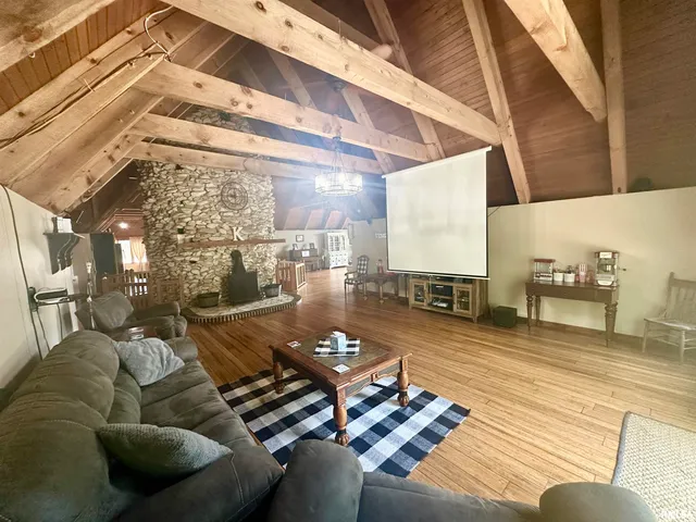 $285,000 | 1640 Old Highway 67, Chapin, IL 62628