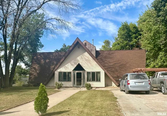 $279,900 | 1640 Old Highway 67, Chapin, IL 62628