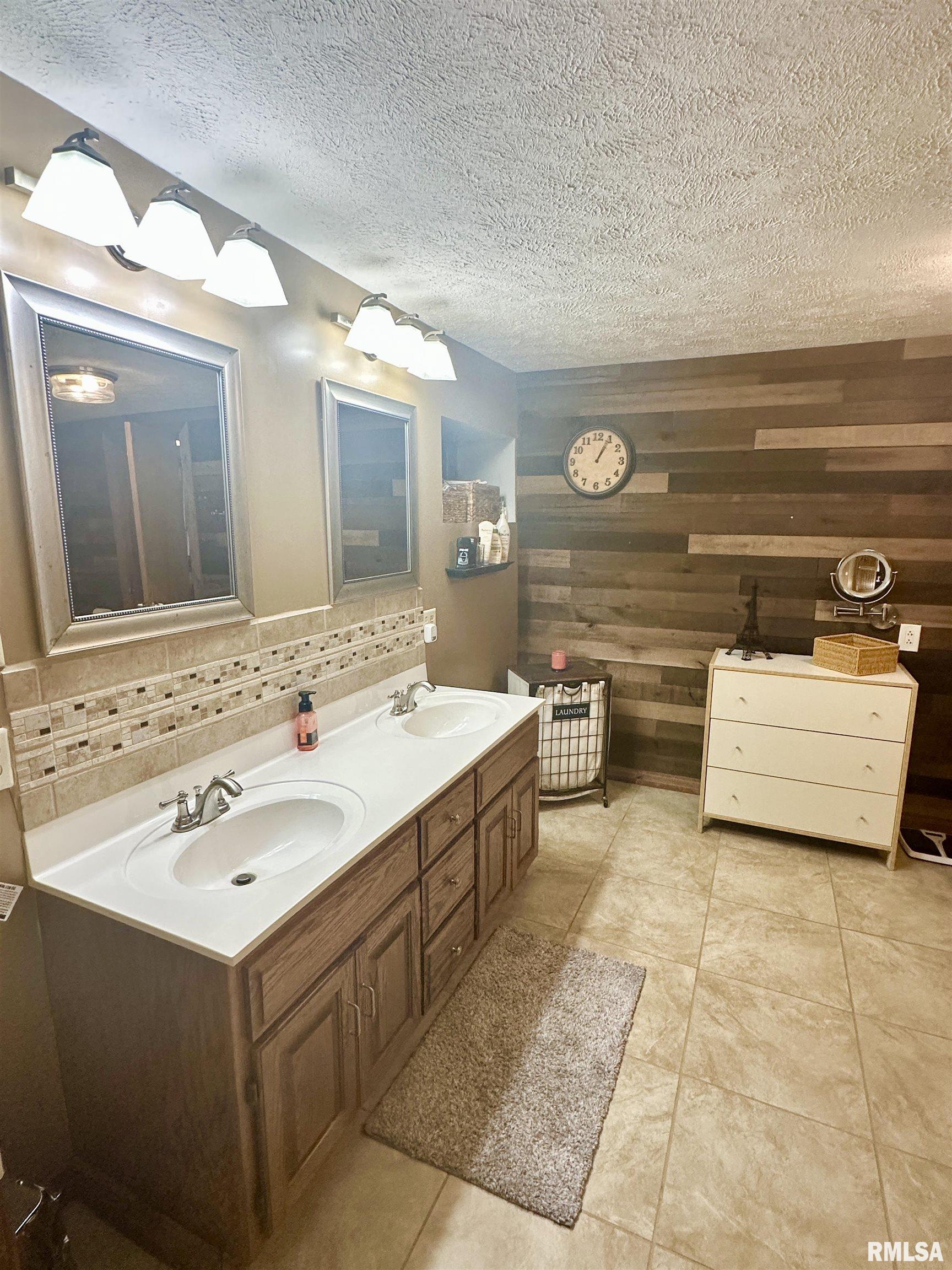 1640 Old Highway 67 Chapin, IL 62628 - Photo 52 of 82