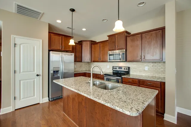 $2,650 | 1966 Newark Lane, Thompson's Station, TN 37179