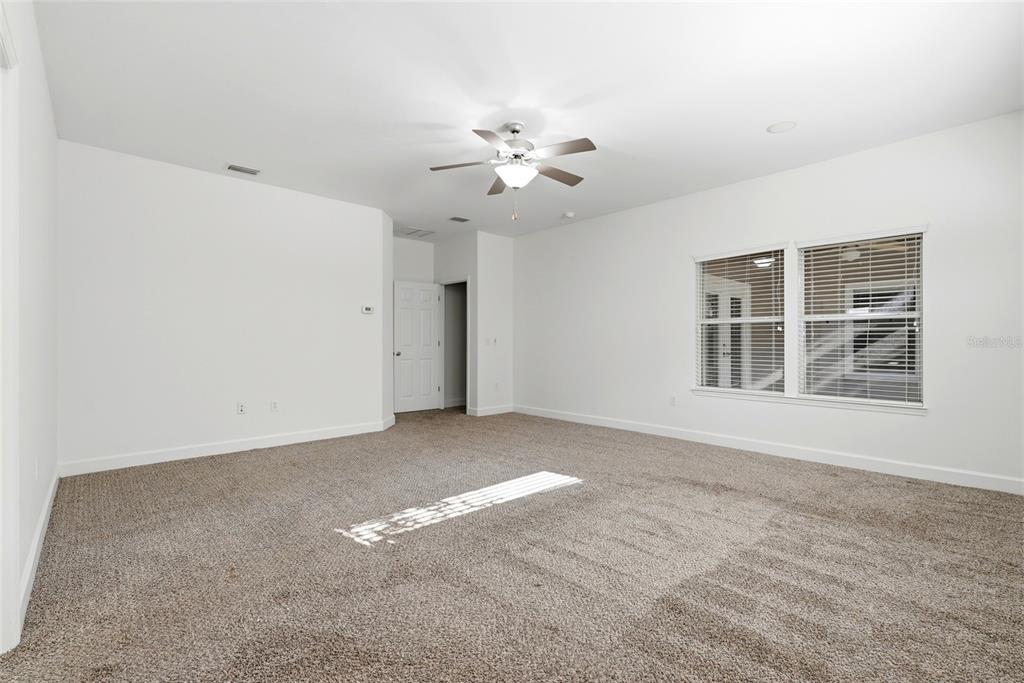 8693 Southwest 76th Place Gainesville, FL 32608 - Photo 20 of 36
