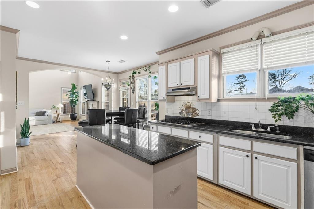 991 Bay Pointe Way Southwest Lilburn, GA 30047 - Photo 16 of 37