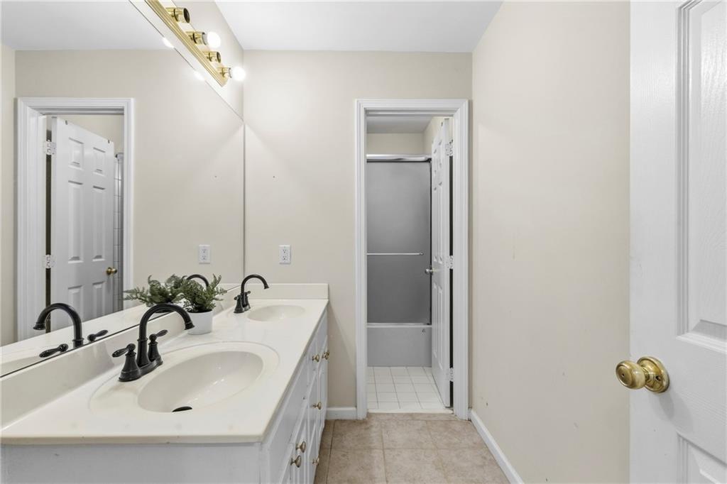 991 Bay Pointe Way Southwest Lilburn, GA 30047 - Photo 25 of 37