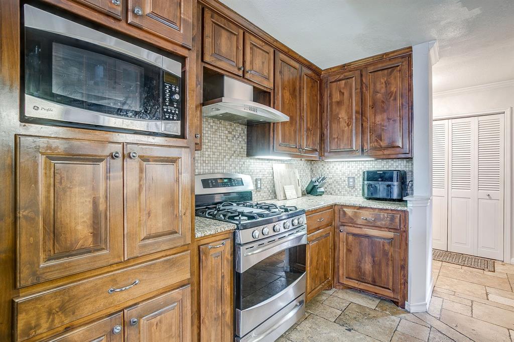 6504 Genoa Road Fort Worth, TX 76116 - Photo 14 of 40