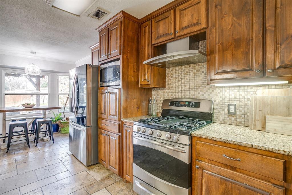 6504 Genoa Road Fort Worth, TX 76116 - Photo 16 of 40