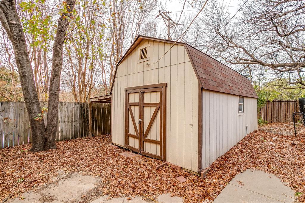 6504 Genoa Road Fort Worth, TX 76116 - Photo 37 of 40 Workshop with Elec, heating and cooling.
