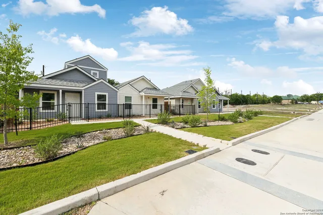 $207,650 | 2910 Martin Luther King Drive, San Antonio, TX 78220