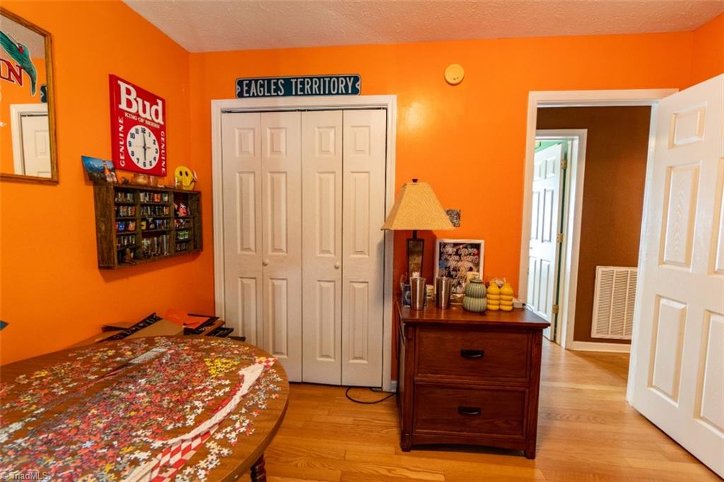 3101 Oak Ridge Road Summerfield, NC 27358 - Photo 7 of 16