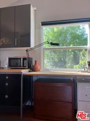 $10,000 | 8302 South Sepulveda Boulevard, Los Angeles, CA 90045