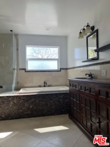 $10,000 | 8302 South Sepulveda Boulevard, Los Angeles, CA 90045