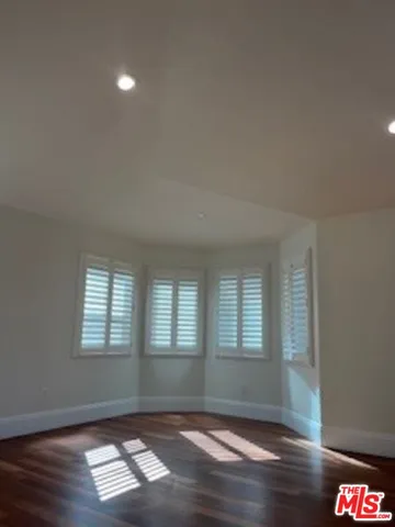 $10,000 | 8302 South Sepulveda Boulevard, Los Angeles, CA 90045