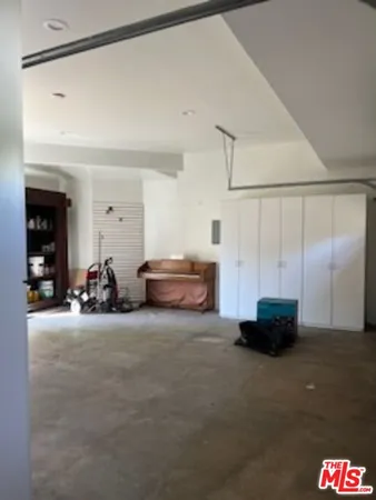 $8,500 | 8302 South Sepulveda Boulevard, Los Angeles, CA 90045