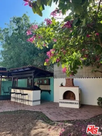 $8,500 | 8302 South Sepulveda Boulevard, Los Angeles, CA 90045