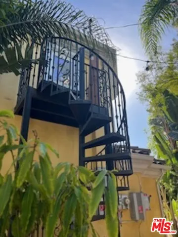 $10,000 | 8302 South Sepulveda Boulevard, Los Angeles, CA 90045